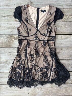 Lulus Dress Black Lace Overlay Dress Semi Formal Party XL Weddings Prom AS IS
